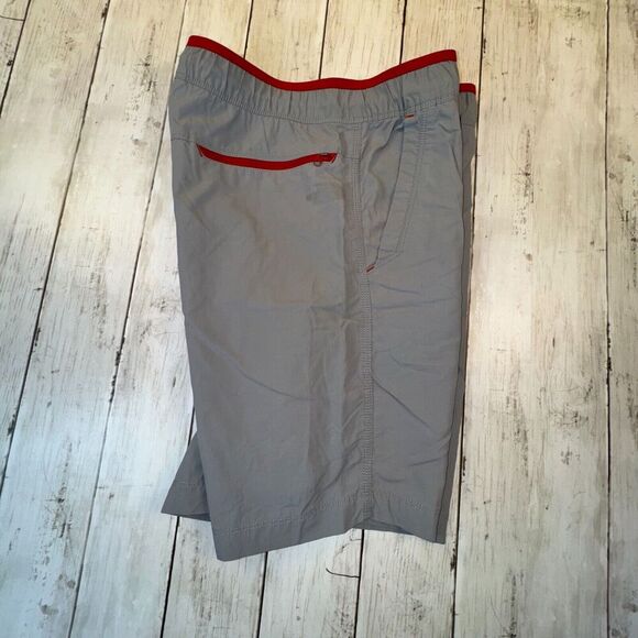 The North Face Hiking Shorts Men Small Gray Zip Pocket Nylon Outdoor Drawstring - Picture 2 of 7